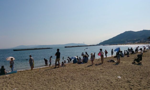 初の3人での遠出 ― 須磨の水族館、そして海岸へ