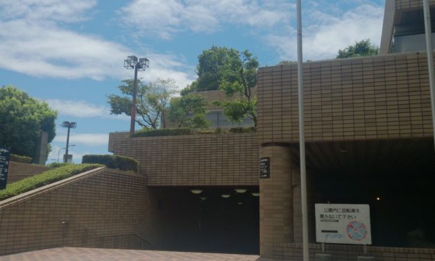 初めて電車で降り立つ吹田 ― 危険物保安講習へ