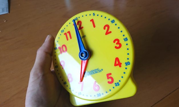 時計 ― 小学2年、かけ算、5の倍数、一回りは60