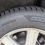 交換 ― タイヤを初めてのオールシーズンタイヤ（ミネルバ）にしてみました