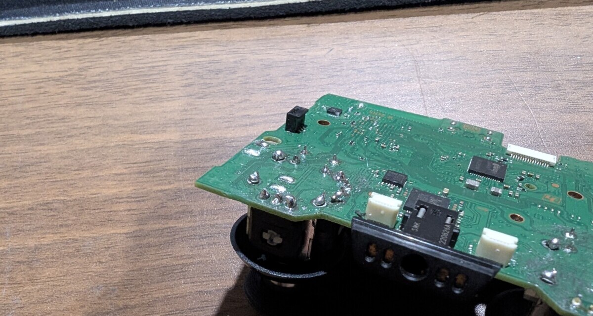 修理 ― PS5コントローラー「Dual Sense」がドリフトし始めたのでスティック部品を交換する