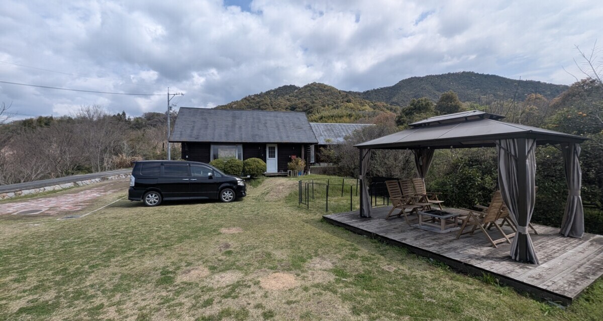 青空 ― 数年ぶりの佐木島へ。「しまなみ宿 Sagi」に宿泊