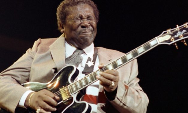 ブルーズ最後の巨人逝く – B.B.キング永眠する